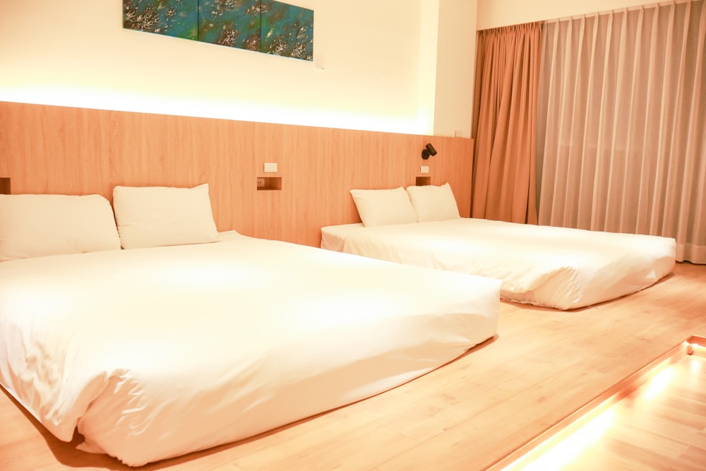 台南安平住宿推薦|衡定理台南安平包棟民宿.畃雨。高質感設計x寵物友善民宿,超值又放鬆的度假首選!! - 第17張圖 台南安平住宿推薦|衡定理台南安平包棟民宿.畃雨。高質感設計x寵物友善民宿,超值又放鬆的度假首選!!