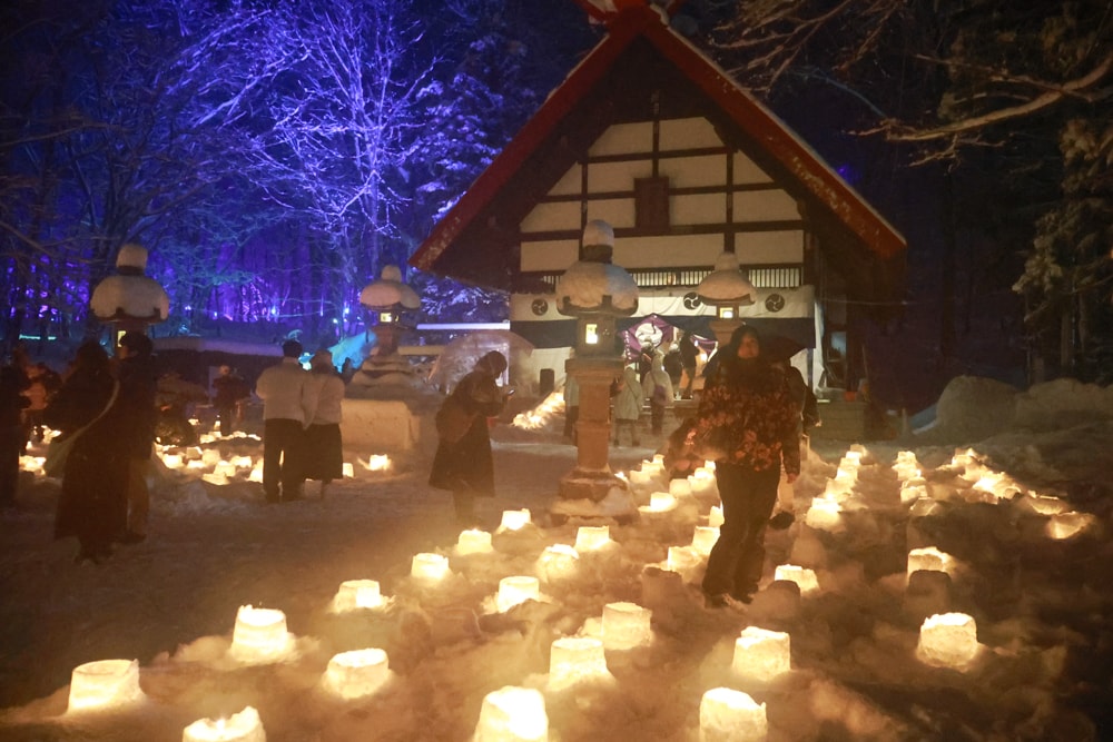 北海道札幌冬季秘境｜定山溪神社 × 雪燈路。夢幻雪蠟燭點燈祭，超浪漫の溫泉許願之旅！