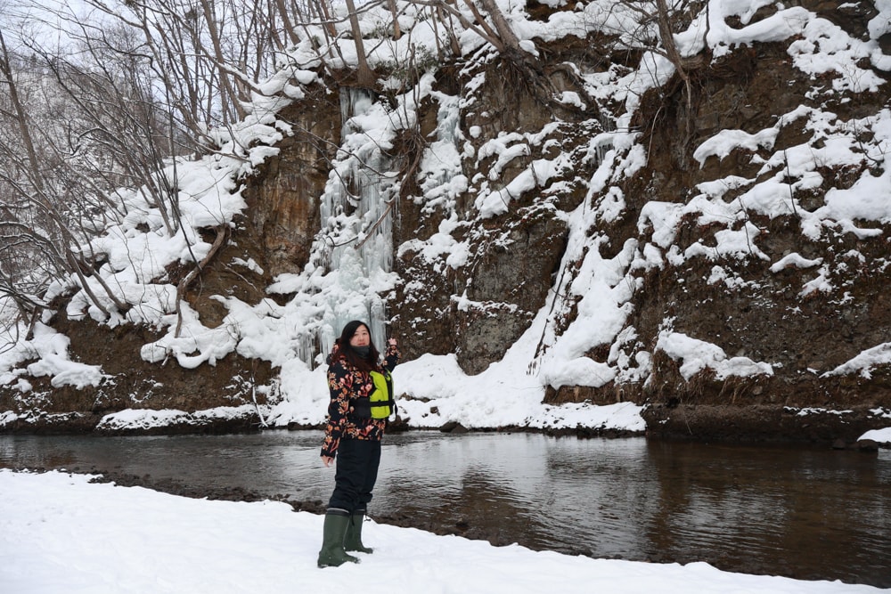 北海道札幌冬季隱藏景點｜定山溪賞雪漂流。欣賞銀白秘境、絕美雪景！玩雪+探險+美景一次滿足！