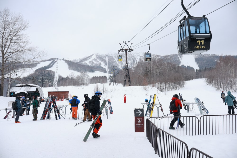 北海道星野TOMAMU度假村|冬季童話世界、一場粉雪與奇幻冰城的浪漫冒險!冬天不滑雪?來星野 TOMAMU也能玩瘋! - 第25張圖 北海道星野TOMAMU度假村|冬季童話世界、一場粉雪與奇幻冰城的浪漫冒險!冬天不滑雪?來星野 TOMAMU也能玩瘋!