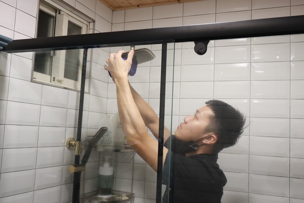 茉莉家事服務｜專業清潔團隊，讓家瞬間煥然一新，大台北地區居家清潔服務推薦、狗毛、髒污、霉斑、油污一次搞定