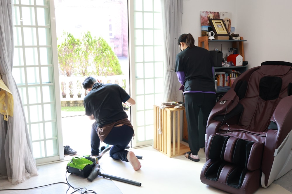 茉莉家事服務｜專業清潔團隊，讓家瞬間煥然一新，大台北地區居家清潔服務推薦、狗毛、髒污、霉斑、油污一次搞定