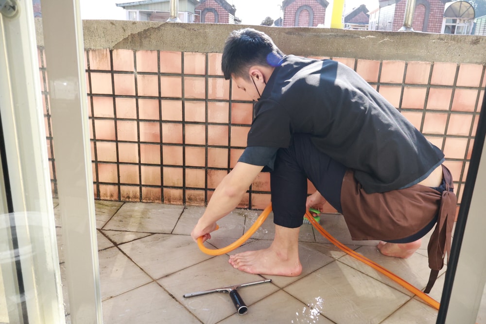 茉莉家事服務｜專業清潔團隊，讓家瞬間煥然一新，大台北地區居家清潔服務推薦、狗毛、髒污、霉斑、油污一次搞定