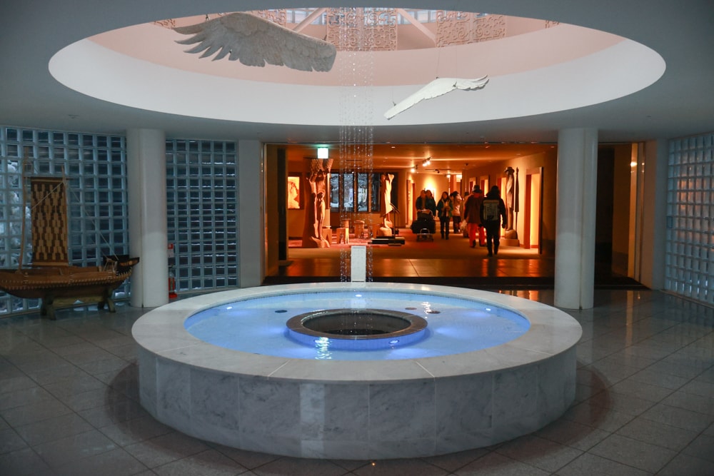 北海道阿寒湖飯店推薦｜阿寒遊久之里鶴雅。泡湯、美食與湖光山色的完美結合、一泊二食、溫泉旅館