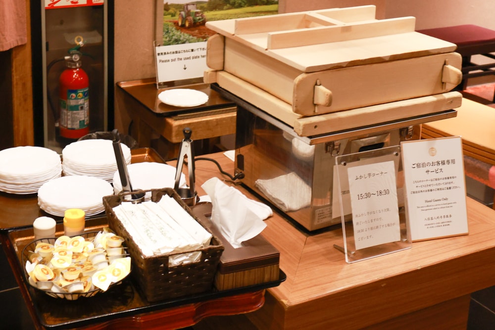 北海道阿寒湖飯店推薦｜阿寒遊久之里鶴雅。泡湯、美食與湖光山色的完美結合、一泊二食、溫泉旅館