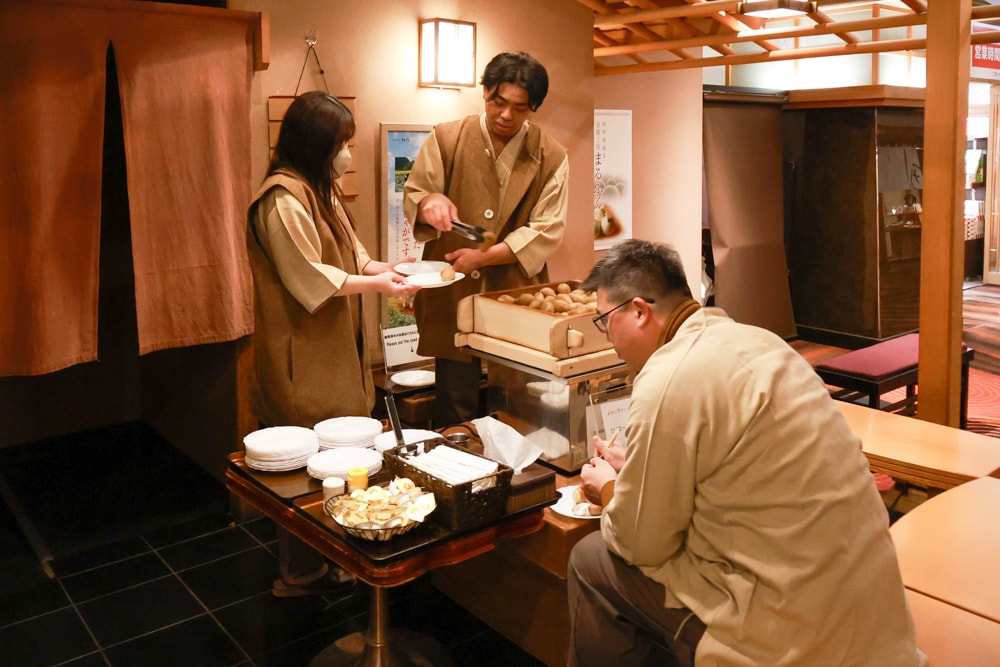 北海道阿寒湖飯店推薦｜阿寒遊久之里鶴雅。泡湯、美食與湖光山色的完美結合、一泊二食、溫泉旅館