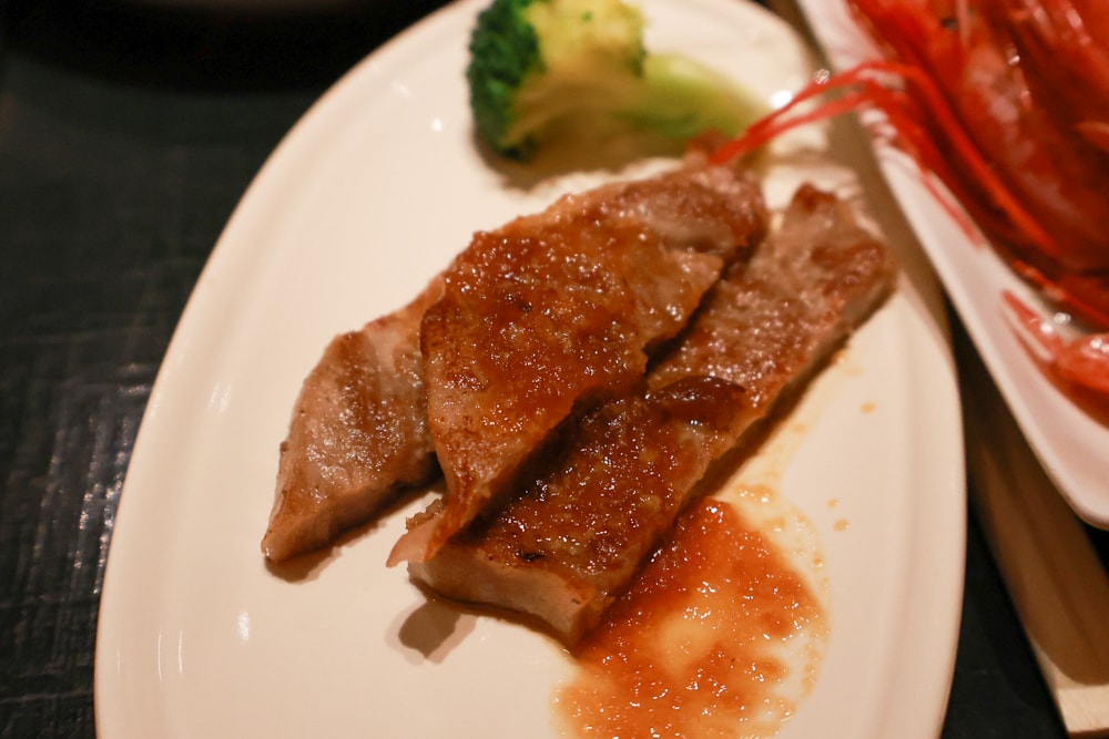 北海道阿寒湖飯店推薦｜阿寒遊久之里鶴雅。泡湯、美食與湖光山色的完美結合、一泊二食、溫泉旅館