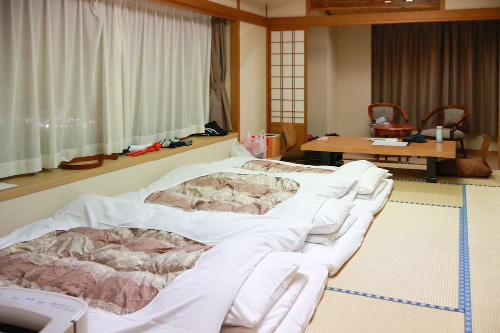 北海道阿寒湖飯店推薦｜阿寒遊久之里鶴雅。泡湯、美食與湖光山色的完美結合、一泊二食、溫泉旅館