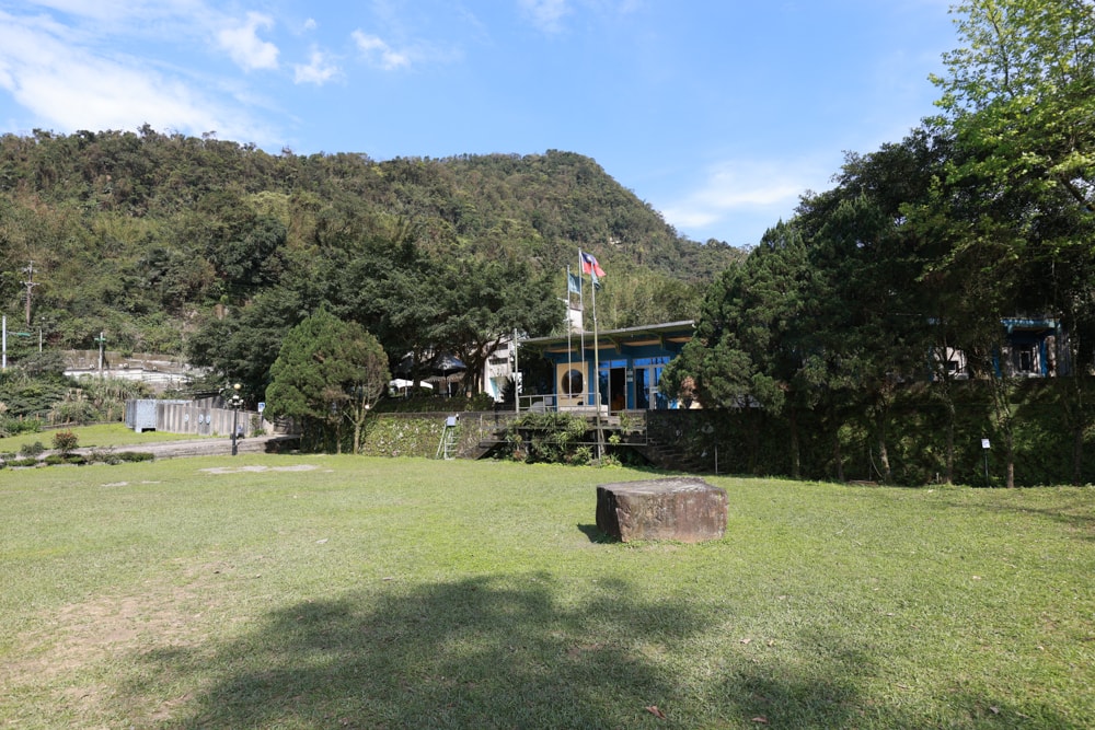 LAPOPO 拉波波村｜基隆豪華露營。一泊三食免裝備、獨立衛浴＋峽谷生態導覽＋寵物友善露營