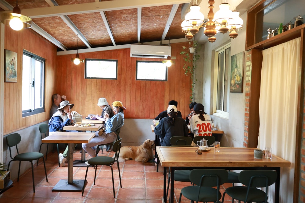 花蓮寵物友善早午餐推薦|穀地 Goody Brunch & Cafe 戰斧豬超嫩、酸種麵包超香!還有店狗露露坐檯! - 第7張圖 花蓮寵物友善早午餐推薦|穀地 Goody Brunch & Cafe 戰斧豬超嫩、酸種麵包超香!還有店狗露露坐檯!