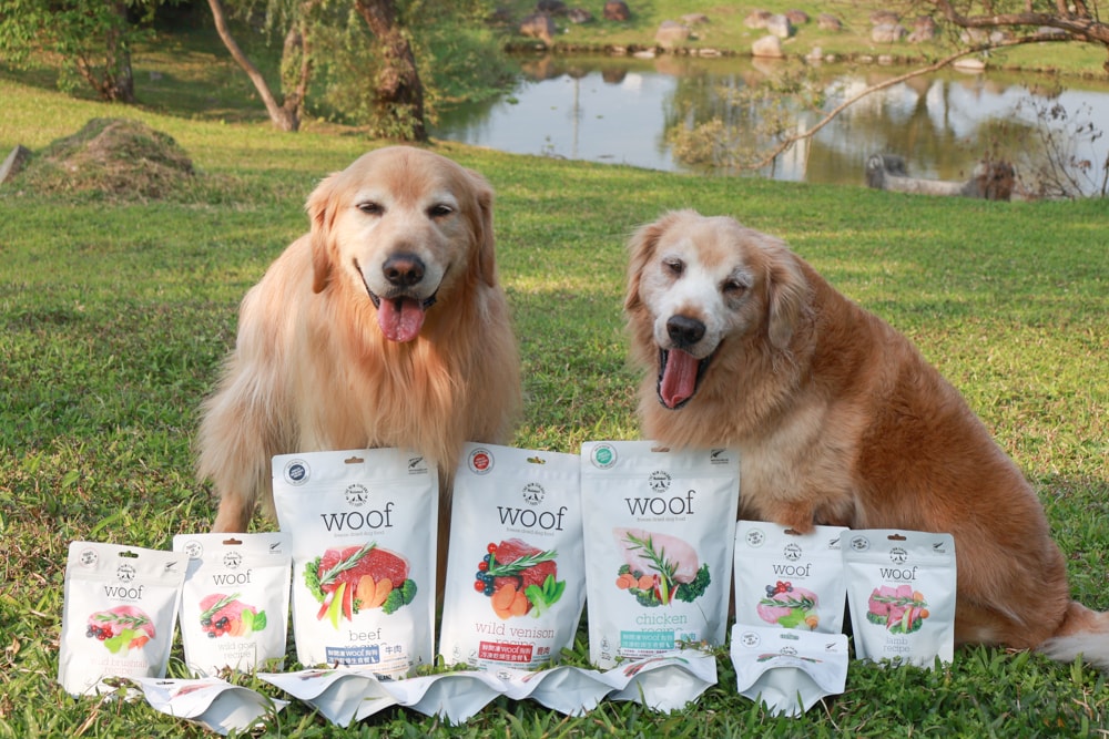 天然無穀凍乾狗糧推薦｜NZ Natural鮮開凍WOOF凍乾。紐西蘭凍乾生食、天然無穀高含肉量，挑嘴犬也愛吃！