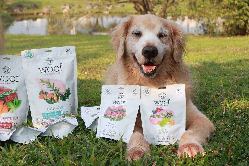 天然無穀凍乾狗糧推薦｜NZ Natural鮮開凍WOOF凍乾。紐西蘭凍乾生食、天然無穀高含肉量，挑嘴犬也愛吃！