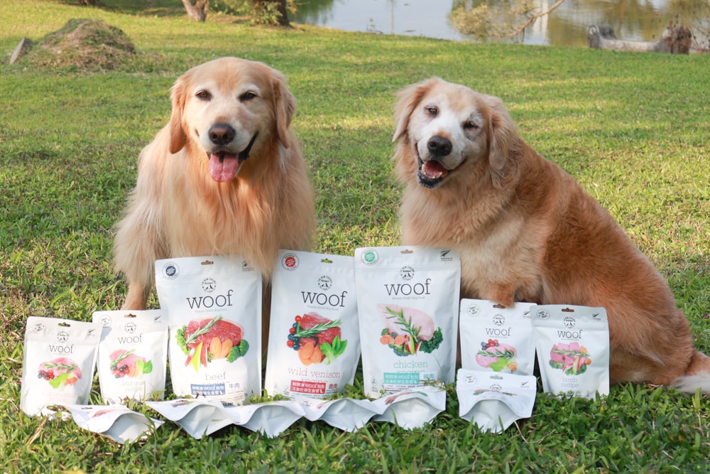 天然無穀凍乾狗糧推薦｜NZ Natural鮮開凍WOOF凍乾。紐西蘭凍乾生食、天然無穀高含肉量，挑嘴犬也愛吃！