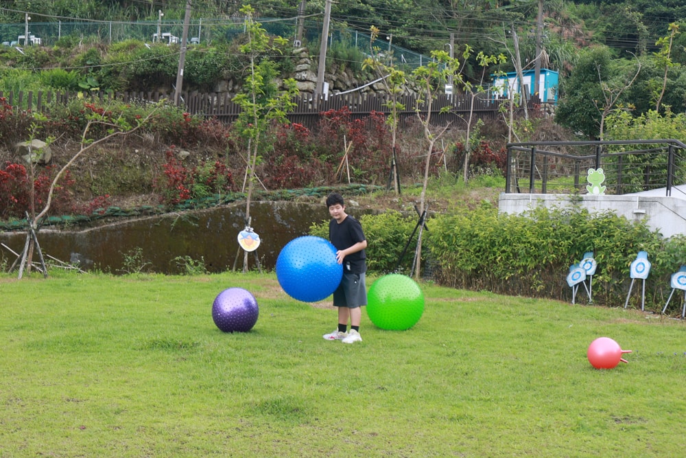 嘉義阿里山中途景點新選擇|土匪森活村x公興森態園區,寵物友善又能賞景泡茶超Chill、嘉義阿里山景點推薦、嘉義番路秘境 - 第8張圖 嘉義阿里山中途景點新選擇|土匪森活村x公興森態園區,寵物友善又能賞景泡茶超Chill、嘉義阿里山景點推薦、嘉義番路秘境