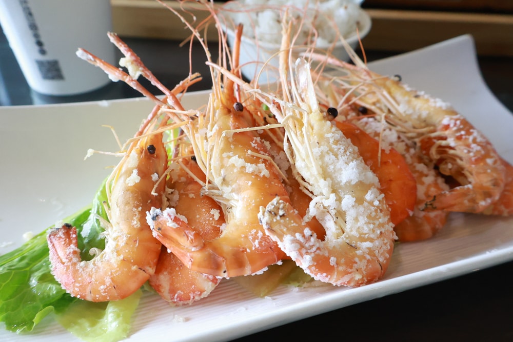 宜蘭員山勝洋休閒農場｜釣蝦DIY、水草火鍋、生態瓶體驗｜親子＋寵物友善半日遊推薦、宜蘭寵物友善景點推薦