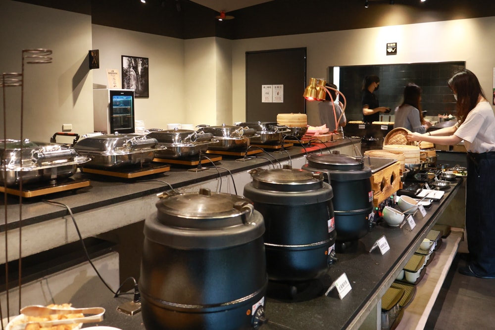 嘉義住宿推薦｜嘉義觀止飯店開箱。寵物友善飯店 ×一泊三食 × 燒肉觀止、嘉義質感飯店首選！