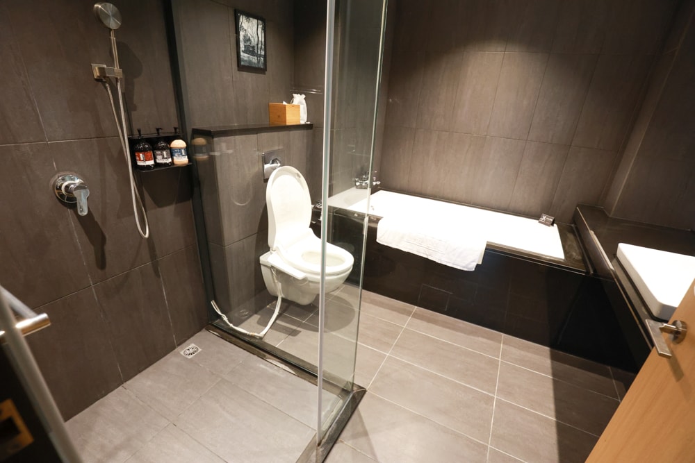 嘉義住宿推薦｜嘉義觀止飯店開箱。寵物友善飯店 ×一泊三食 × 燒肉觀止、嘉義質感飯店首選！