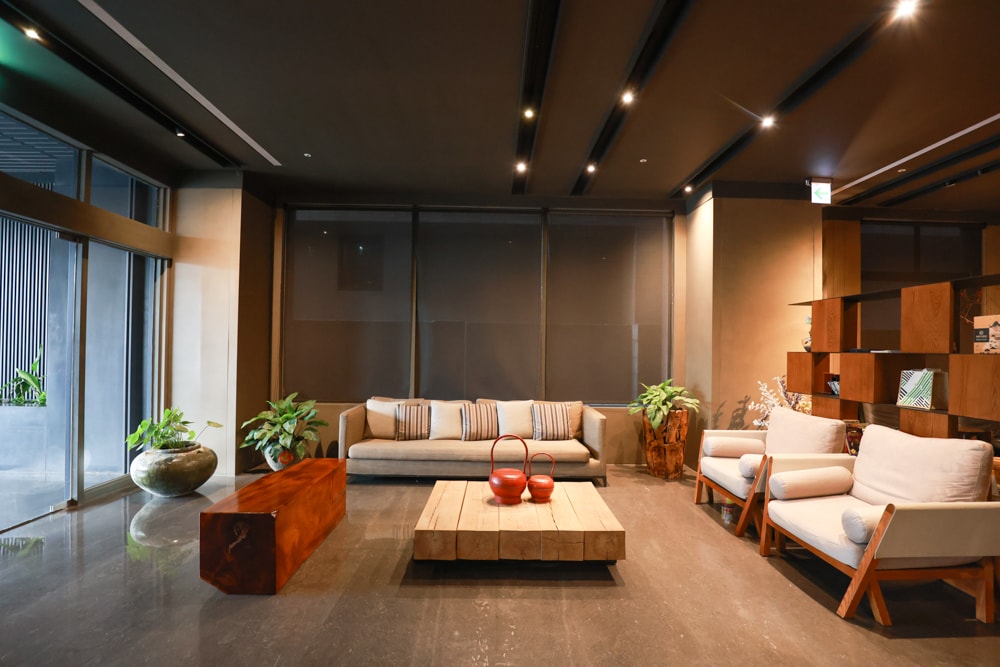 嘉義住宿推薦｜嘉義觀止飯店開箱。寵物友善飯店 ×一泊三食 × 燒肉觀止、嘉義質感飯店首選！