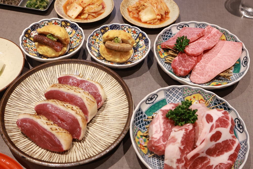 嘉義住宿推薦｜嘉義觀止飯店開箱。寵物友善飯店 ×一泊三食 × 燒肉觀止、嘉義質感飯店首選！