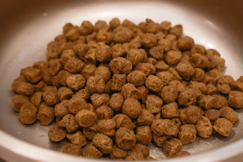 Annamaet安娜美廚飼料｜美國機能型無穀犬糧推薦。針對皮毛、體重、消化設計配方、從挑嘴到舔碗、真實開箱