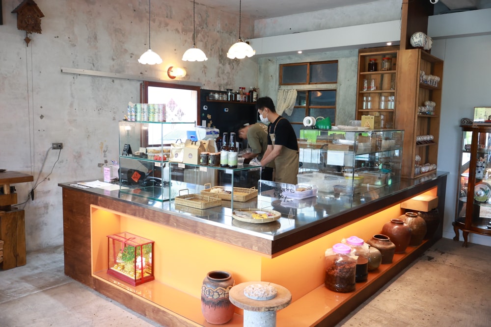 宜蘭冬山|本田屳商行。冬山隱藏版復古麻糬小店、宜蘭寵物友善咖啡廳、復古老宅+季節限定大福必吃! - 第13張圖 宜蘭冬山|本田屳商行。冬山隱藏版復古麻糬小店、宜蘭寵物友善咖啡廳、復古老宅+季節限定大福必吃!