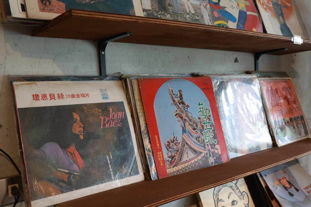 宜蘭冬山|本田屳商行。冬山隱藏版復古麻糬小店、宜蘭寵物友善咖啡廳、復古老宅+季節限定大福必吃! - 第11張圖 宜蘭冬山|本田屳商行。冬山隱藏版復古麻糬小店、宜蘭寵物友善咖啡廳、復古老宅+季節限定大福必吃!