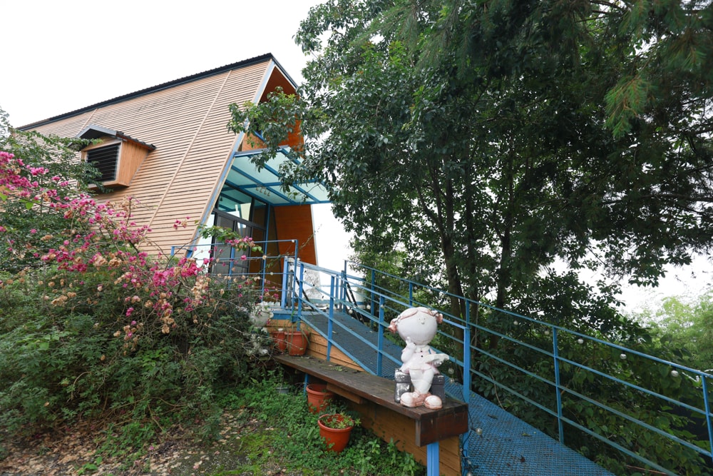南投竹山|深山林內生態農場。星空玻璃屋、狩獵帳、太空艙、懶人露營全攻略、寵物友善住宿一次看! - 第60張圖 南投竹山|深山林內生態農場。星空玻璃屋、狩獵帳、太空艙、懶人露營全攻略、寵物友善住宿一次看!
