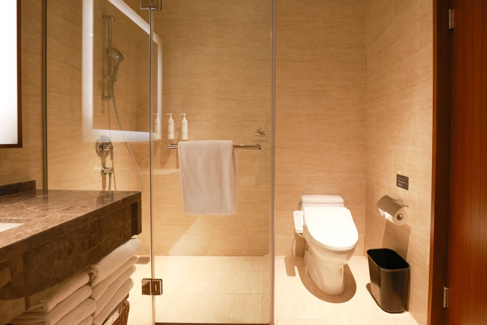 台北六福萬怡酒店｜台北寵物友善飯店、寵物房開箱、帶毛孩入住五星飯店、五星級萬豪飯店體系