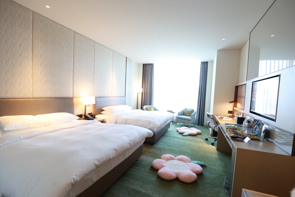 台北六福萬怡酒店｜台北寵物友善飯店、寵物房開箱、帶毛孩入住五星飯店、五星級萬豪飯店體系