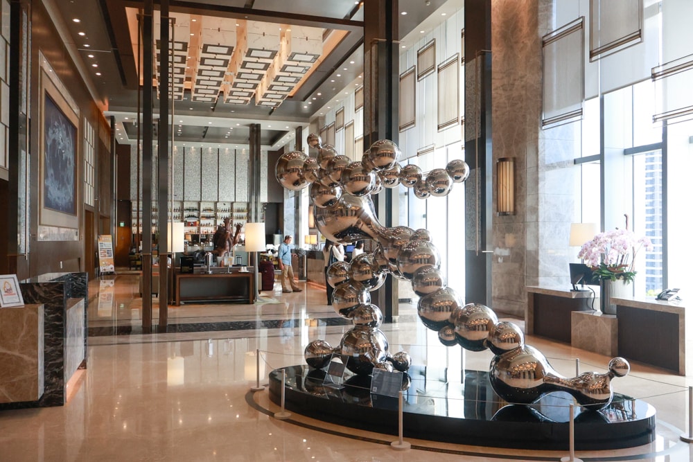 台北六福萬怡酒店｜台北寵物友善飯店、寵物房開箱、帶毛孩入住五星飯店、五星級萬豪飯店體系