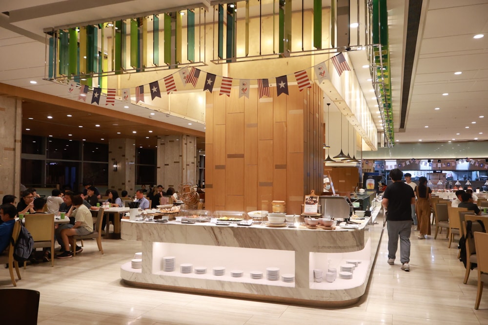 台北六福萬怡酒店｜台北寵物友善飯店、寵物房開箱、帶毛孩入住五星飯店、五星級萬豪飯店體系