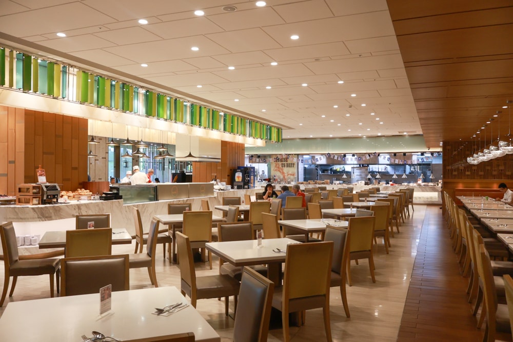 台北六福萬怡酒店｜台北寵物友善飯店、寵物房開箱、帶毛孩入住五星飯店、五星級萬豪飯店體系