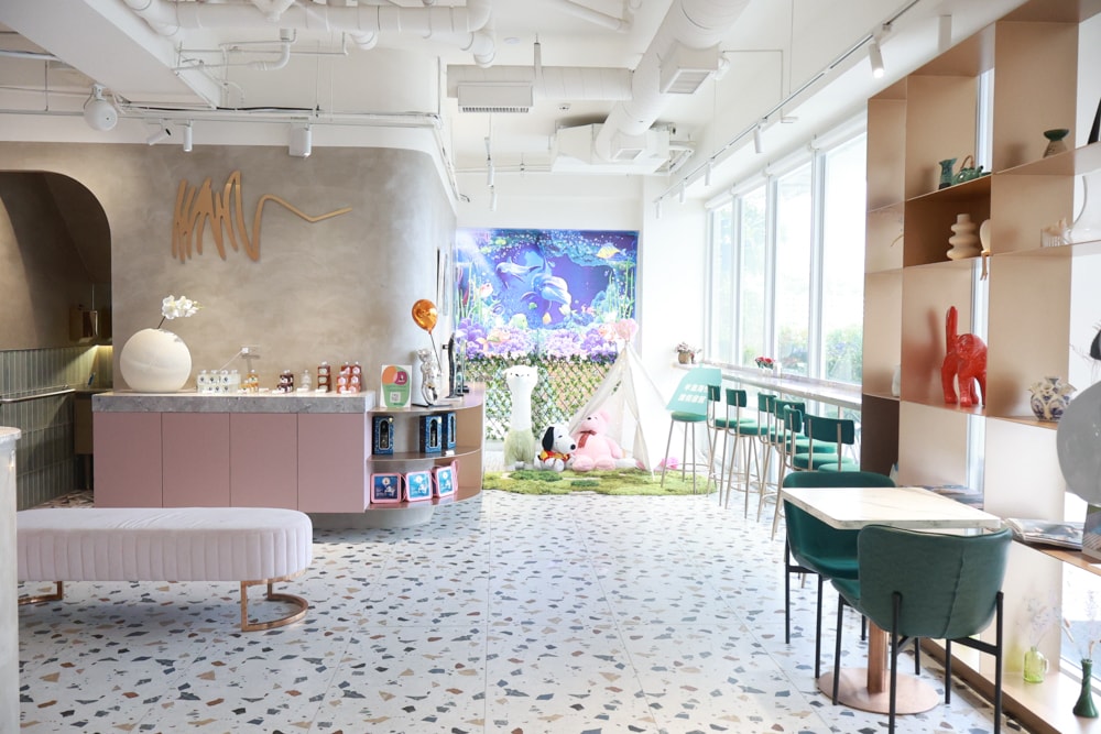 新北石門、北海岸海景住宿推薦｜半島海悅渡假會館：每一間都能帶毛孩入住，超美落地窗海景房必住！寵物友善民宿、北海岸寵物友善住宿