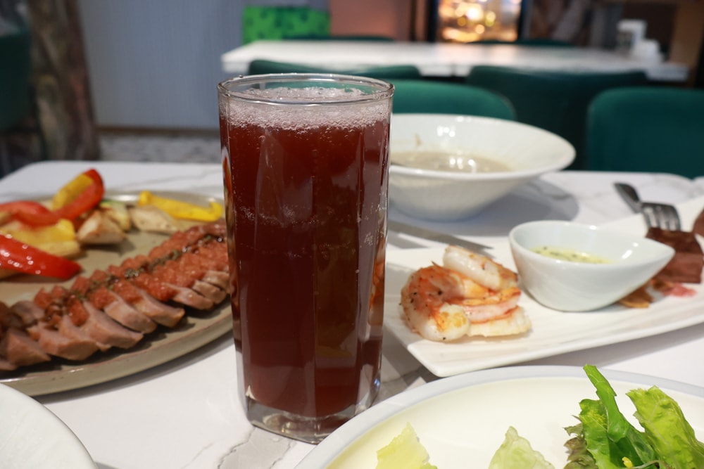 新北石門、北海岸海景住宿推薦｜半島海悅渡假會館：每一間都能帶毛孩入住，超美落地窗海景房必住！寵物友善民宿、北海岸寵物友善住宿