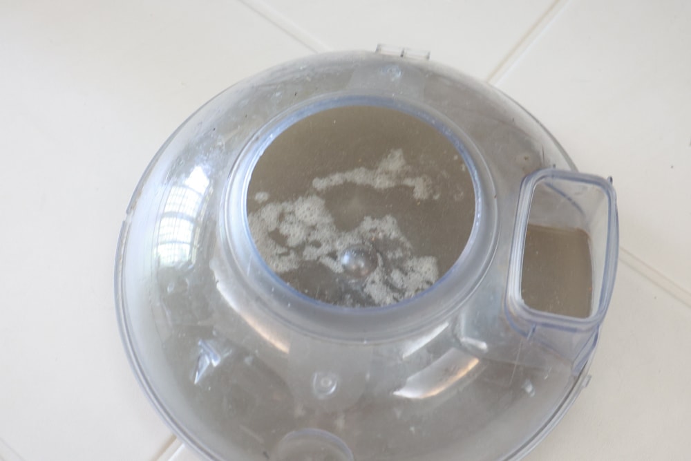 懶人除蟎 沙發・床墊・地毯清洗專家｜孩子過敏、狗狗掉毛，選擇懶人除蟎！床墊沙發地毯全清一次搞定！