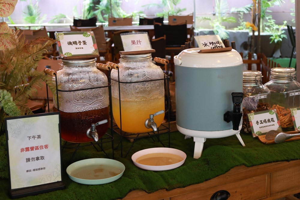 蟬說:暖硫|台北陽明山懶人露營一泊三食。火山溫泉、草山冰茶野餐、森林帳篷、夜間風呂、台北寵物友善住宿 - 第10張圖 蟬說:暖硫|台北陽明山懶人露營一泊三食。火山溫泉、草山冰茶野餐、森林帳篷、夜間風呂、台北寵物友善住宿