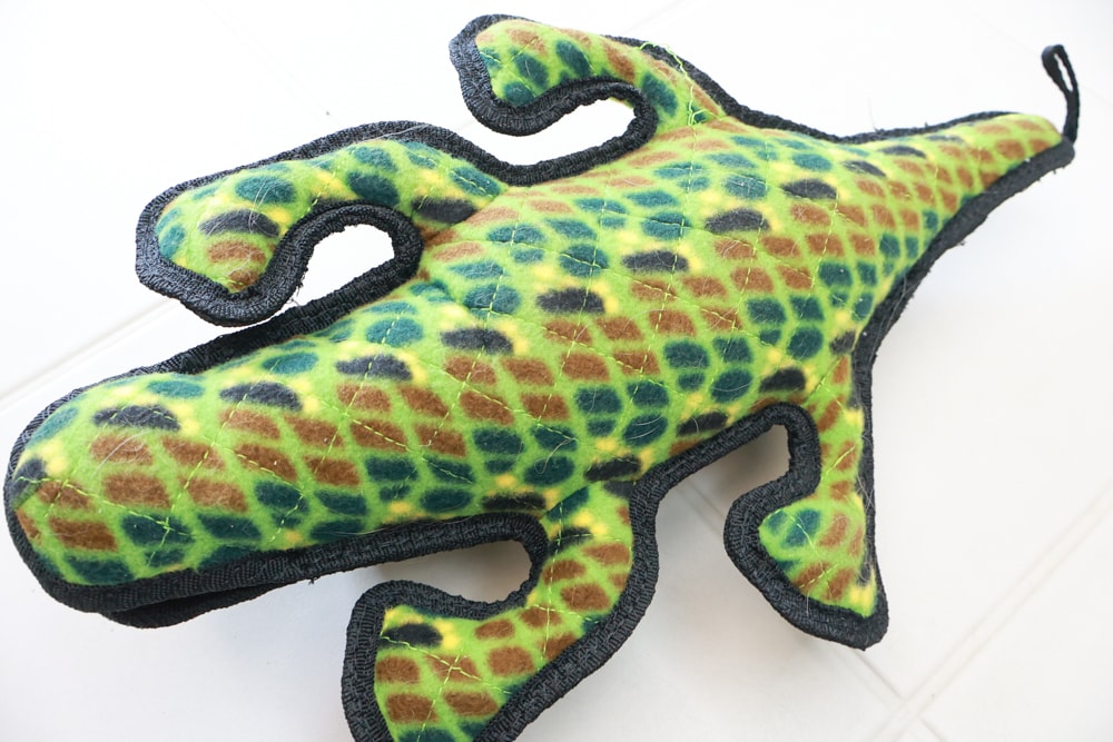 狗狗耐咬玩具推薦|美國TUFFY拉扯拔河玩具。七層加強設計、破壞王救星、超耐咬!玩水也OK! - 第6張圖 狗狗耐咬玩具推薦|美國TUFFY拉扯拔河玩具。七層加強設計、破壞王救星、超耐咬!玩水也OK!