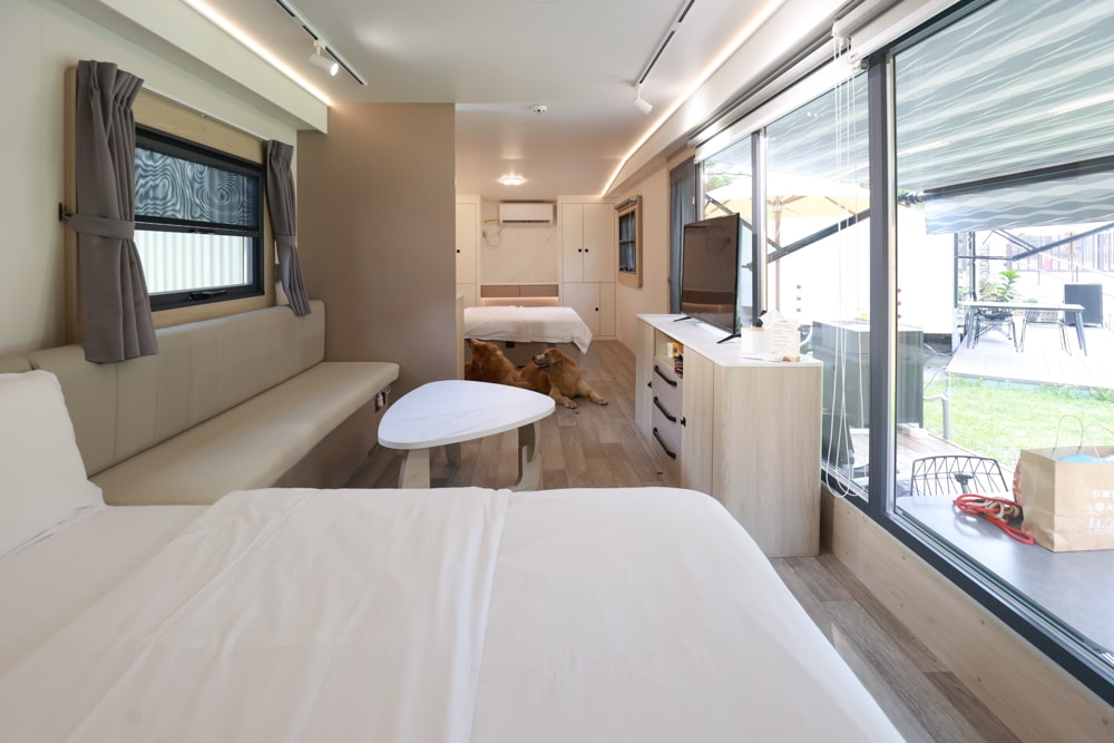 日月潭最Chill的寵物友善住宿｜陌野露營車驛站、寵物友善露營車、免搭帳豪華露營、南投寵物友善住宿