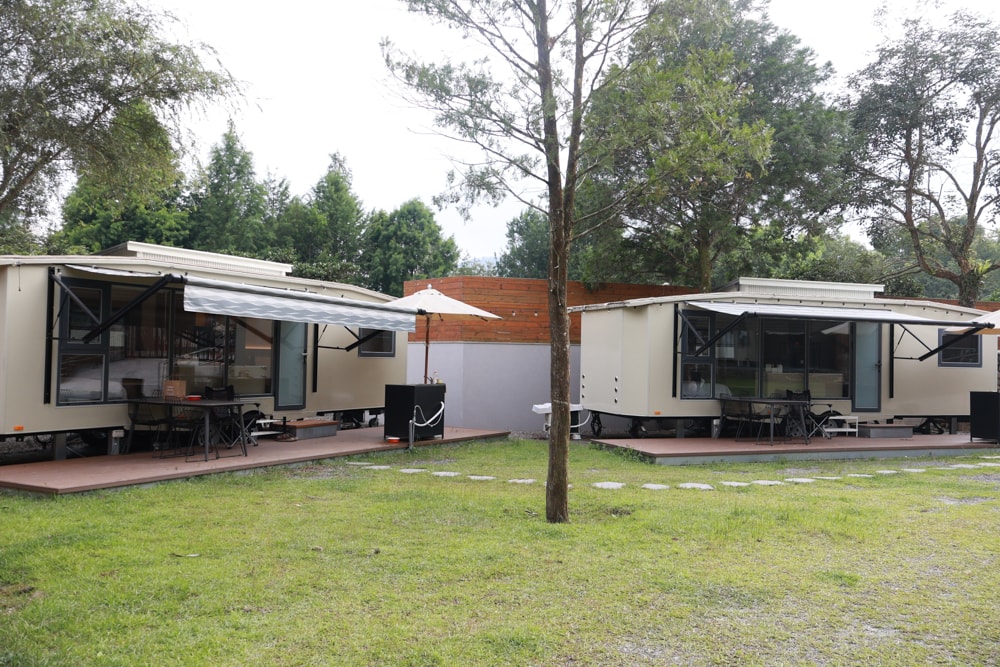 日月潭最Chill的寵物友善住宿｜陌野露營車驛站、寵物友善露營車、免搭帳豪華露營、南投寵物友善住宿