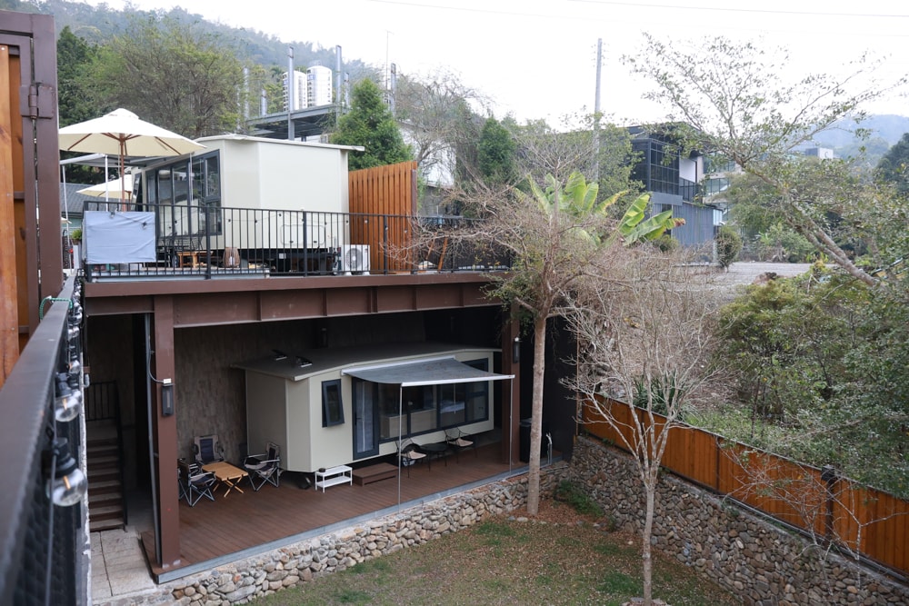 日月潭最Chill的寵物友善住宿｜陌野露營車驛站、寵物友善露營車、免搭帳豪華露營、南投寵物友善住宿