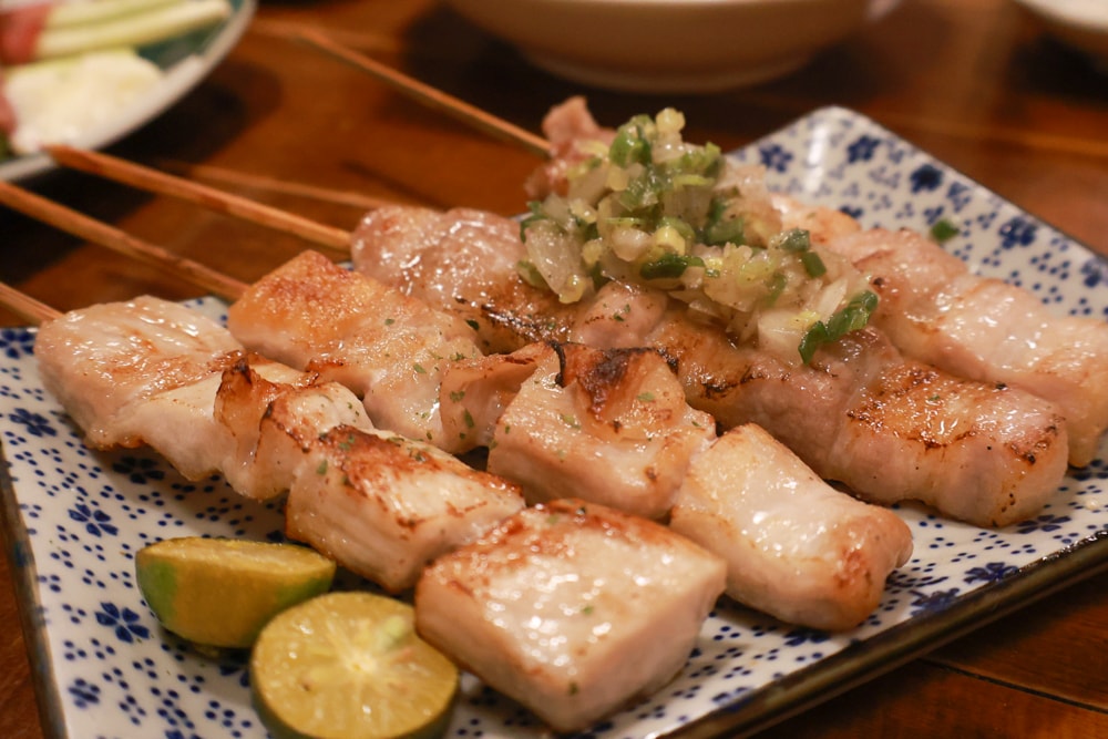 宜蘭羅東居酒屋推薦｜林北烤好串燒食事處・必吃宵夜燒烤＆炒飯、寵物友善餐廳、羅東必訪宵夜燒烤
