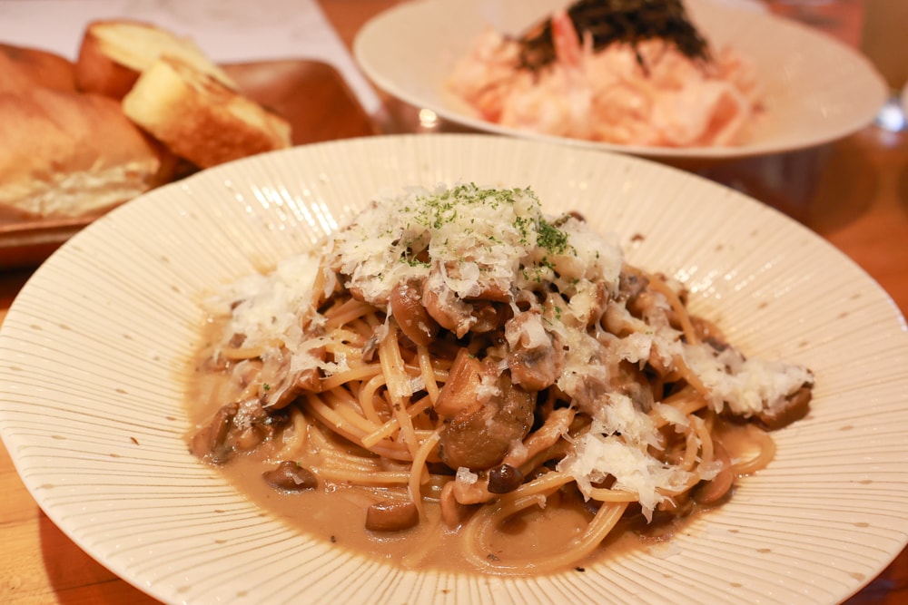 苗栗卓蘭美食|橘舍三食山里廚房。寵物友善景觀餐廳、義式料理午餐推薦、沒有住宿也能享用Josper柴燒料理 - 第20張圖 苗栗卓蘭美食|橘舍三食山里廚房。寵物友善景觀餐廳、義式料理午餐推薦、沒有住宿也能享用Josper柴燒料理