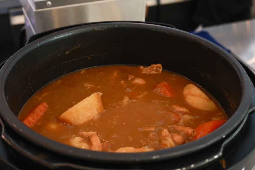 苗栗卓蘭住宿｜小巷清風 Le.Alley Autocamp Resort。苗栗 GlampingAirstream豪華露營車、一泊二食、寵物友善、鯉魚潭湖畔旁