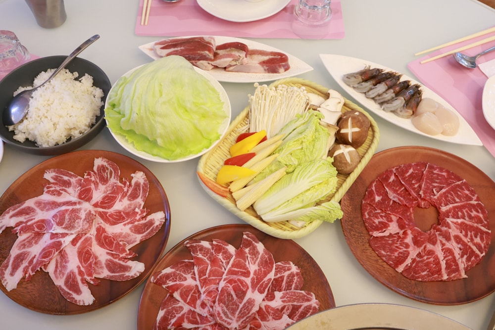 苗栗卓蘭住宿｜小巷清風 Le.Alley Autocamp Resort。苗栗 GlampingAirstream豪華露營車、一泊二食、寵物友善、鯉魚潭湖畔旁