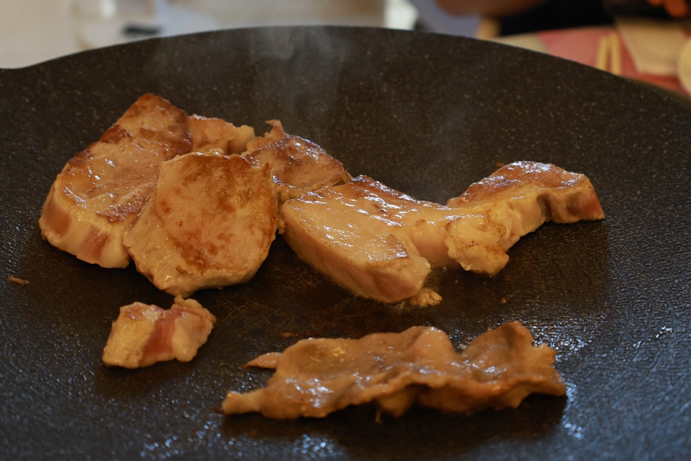 苗栗卓蘭住宿｜小巷清風 Le.Alley Autocamp Resort。苗栗 GlampingAirstream豪華露營車、一泊二食、寵物友善、鯉魚潭湖畔旁