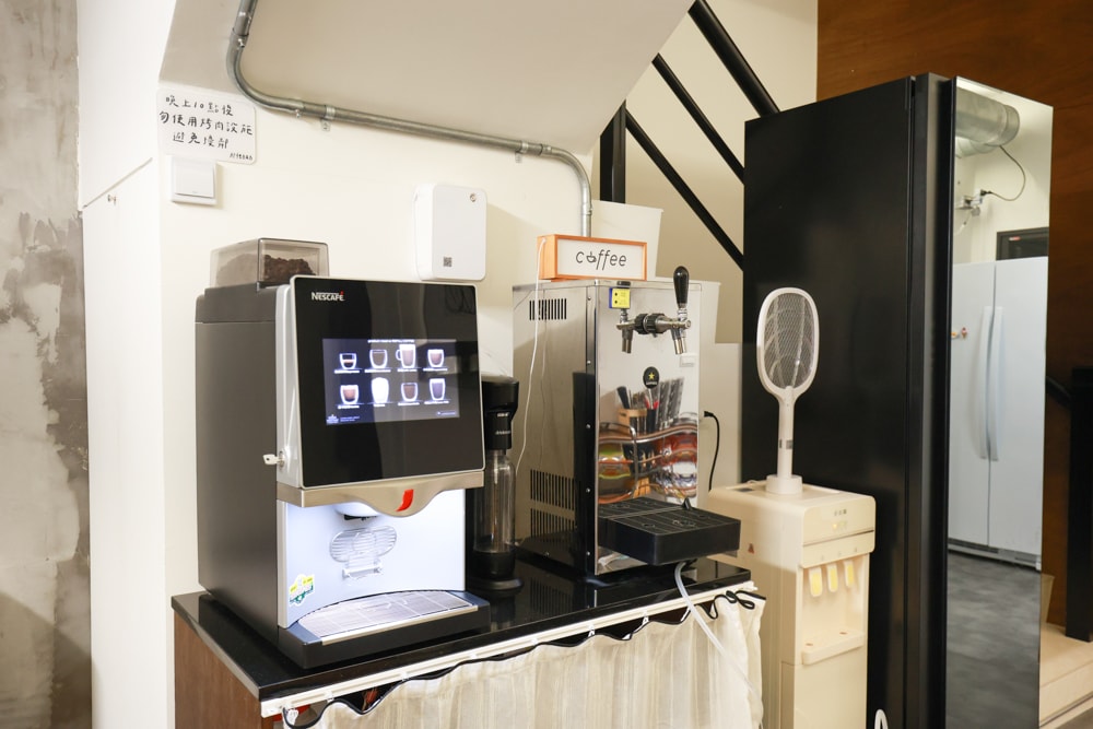 宜蘭礁溪|那裡 bed and breakfast 2館 那裡對面。獨棟日式輕工業風電梯民宿、寵物友善、可包棟、燒肉+卡拉OK、電動麻將桌&兒童遊戲室一次擁有 - 第9張圖 宜蘭礁溪|那裡 bed and breakfast 2館 那裡對面。獨棟日式輕工業風電梯民宿、寵物友善、可包棟、燒肉+卡拉OK、電動麻將桌&兒童遊戲室一次擁有