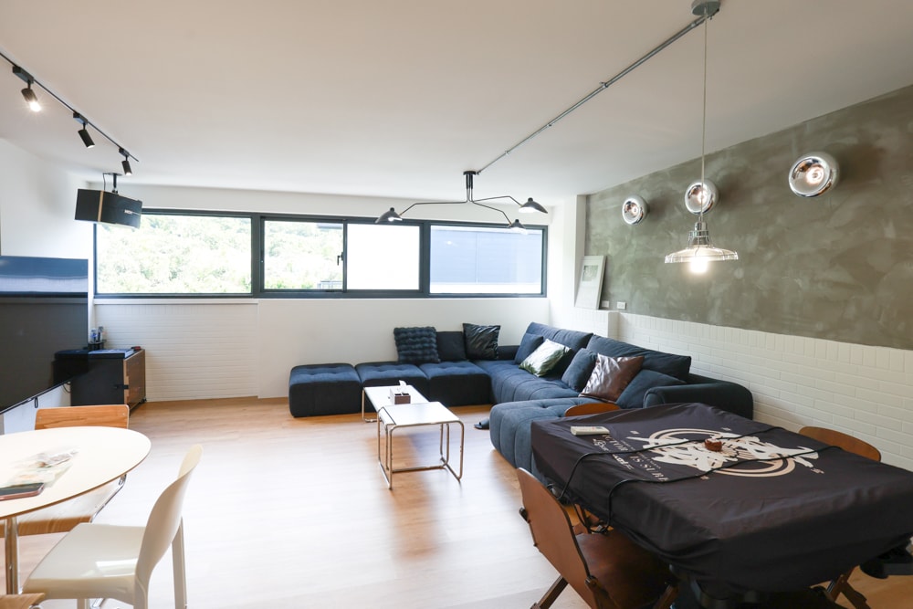 宜蘭礁溪|那裡 bed and breakfast 2館 那裡對面。獨棟日式輕工業風電梯民宿、寵物友善、可包棟、燒肉+卡拉OK、電動麻將桌&兒童遊戲室一次擁有 - 第20張圖 宜蘭礁溪|那裡 bed and breakfast 2館 那裡對面。獨棟日式輕工業風電梯民宿、寵物友善、可包棟、燒肉+卡拉OK、電動麻將桌&兒童遊戲室一次擁有