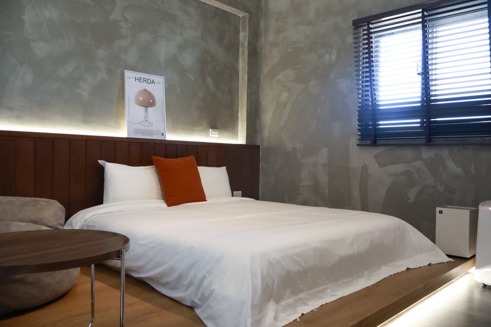宜蘭礁溪|那裡 bed and breakfast 2館 那裡對面。獨棟日式輕工業風電梯民宿、寵物友善、可包棟、燒肉+卡拉OK、電動麻將桌&兒童遊戲室一次擁有 - 第29張圖 宜蘭礁溪|那裡 bed and breakfast 2館 那裡對面。獨棟日式輕工業風電梯民宿、寵物友善、可包棟、燒肉+卡拉OK、電動麻將桌&兒童遊戲室一次擁有