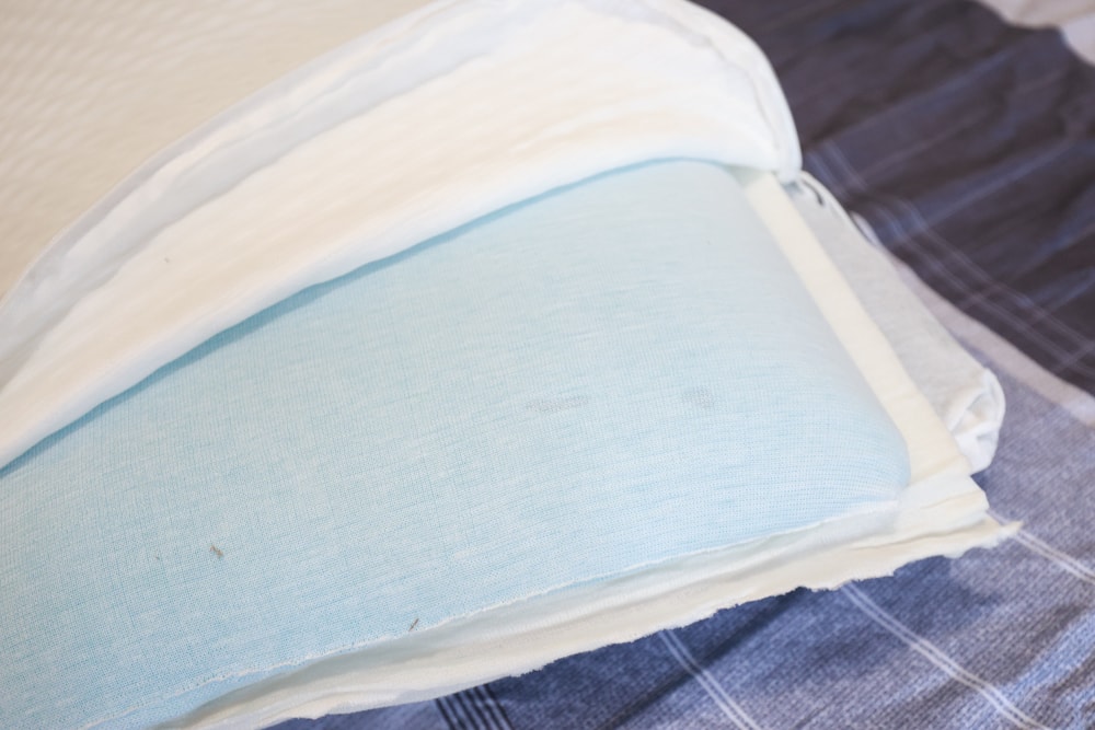 德國Emma石墨烯黑鑽床墊德國Emma床墊＋Diamond 黑鑽石記憶枕｜抗干擾＋透氣涼感＋冬暖夏涼的五層獨立筒記憶棉獨立筒，打造五星級好眠