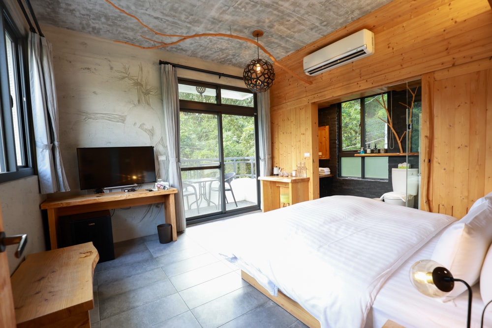 南投日月潭秘境住宿|八番私人住宅。隱身在日月潭森林系設計民宿、寵物友善民宿、感受最純粹最靜謐的日月潭住宿 - 第39張圖 南投日月潭秘境住宿|八番私人住宅。隱身在日月潭森林系設計民宿、寵物友善民宿、感受最純粹最靜謐的日月潭住宿